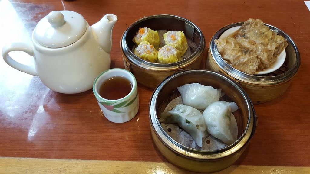 Macky Dim Sum Restaurant | restaurant | 28 E Sunset Way, Issaquah, WA 98027, USA | 4253917200 OR +1 425-391-7200