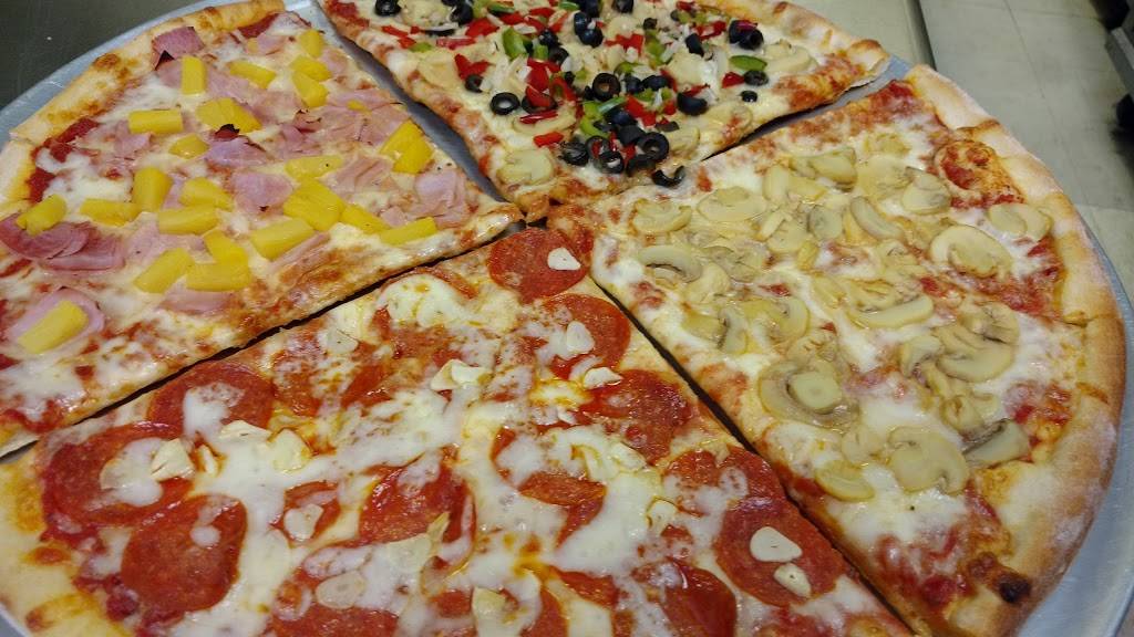 Braccos Pizza | restaurant | 7596A Beth Bath Pike, Bath, PA 18014, USA | 4842813625 OR +1 484-281-3625