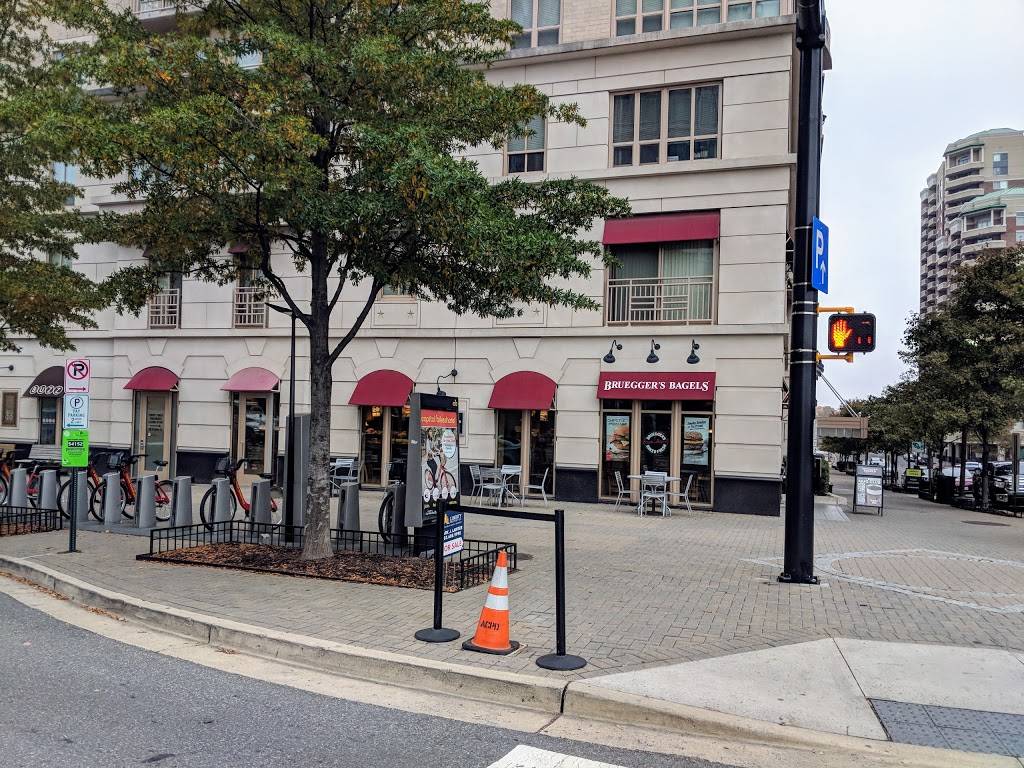 Brueggers Bagels | cafe | 818 N Quincy St, Arlington, VA 22203, USA | 7032480980 OR +1 703-248-0980