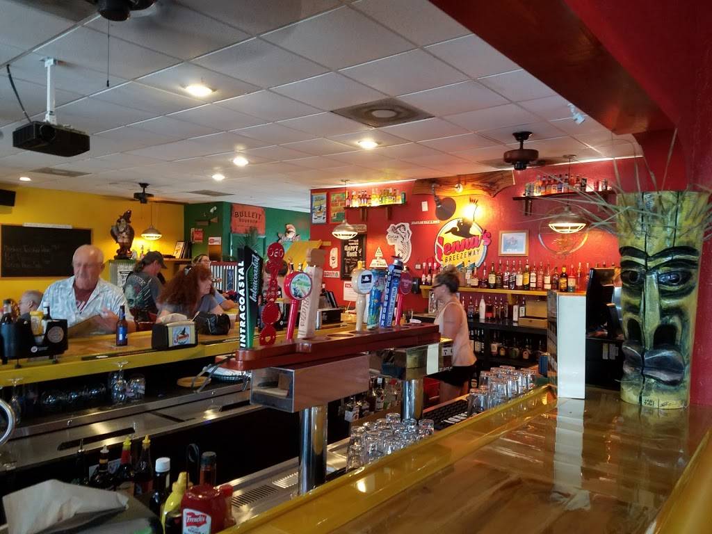 Jennas Breezeway | restaurant | 20 N Brevard Ave, Cocoa Beach, FL 32931, USA | 3217844240 OR +1 321-784-4240