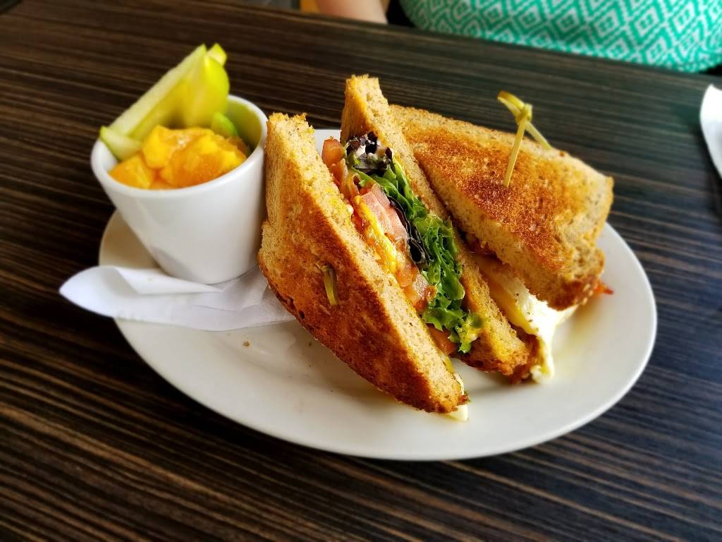 Three Birds Tavern | restaurant | 1492 4th St N, St. Petersburg, FL 33701, USA | 7278952049 OR +1 727-895-2049