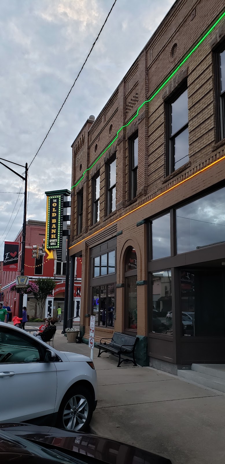 The Old Bank | Sports Bar & Grill | restaurant | 218 W Main St, Russellville, AR 72801, USA | 4792195181 OR +1 479-219-5181