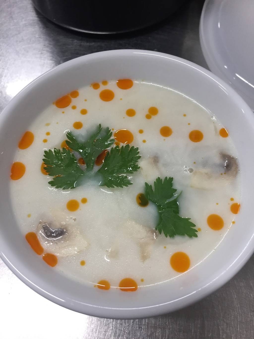 Wish Thai Kitchen | restaurant | 1857 State St, Watertown, NY 13601, USA | 3157886688 OR +1 315-788-6688