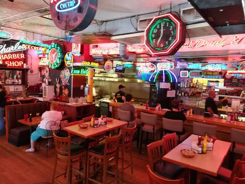 The Turf Club | restaurant | 4618 Eastern Ave, Cincinnati, OH 45226, USA | 5135334222 OR +1 513-533-4222