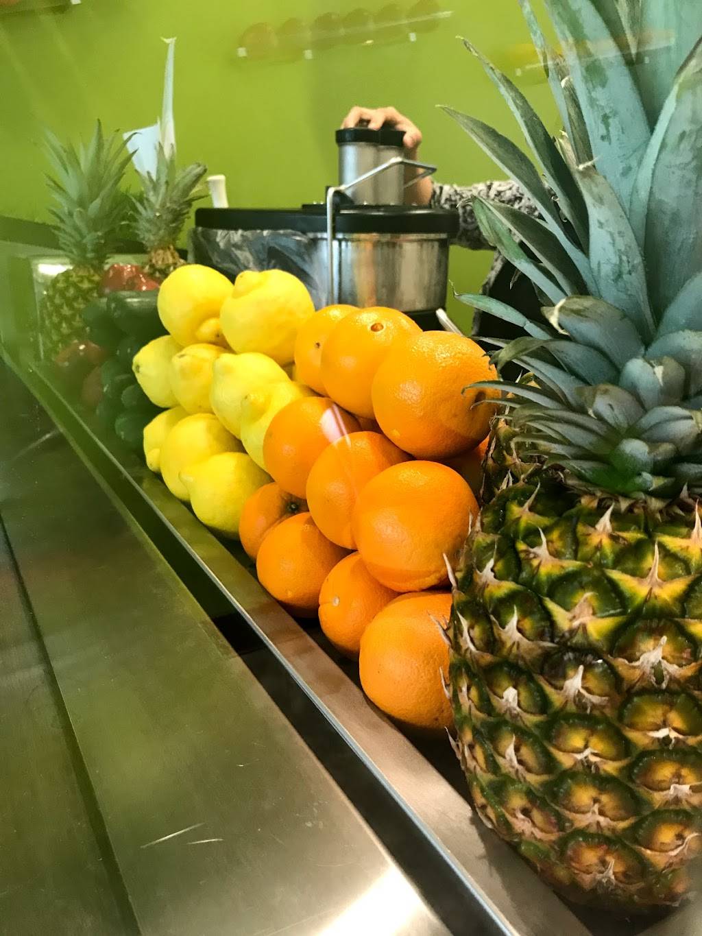 Juice It Up! | restaurant | 7171 Warner Ave Suite A, Huntington Beach, CA 92647, USA | 7148405575 OR +1 714-840-5575