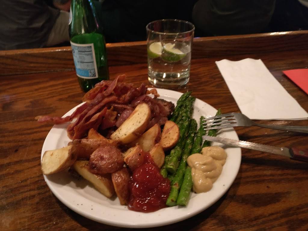 Caseys Tavern | restaurant | 304 Depot St, Ann Arbor, MI 48104, USA | 7346656775 OR +1 734-665-6775