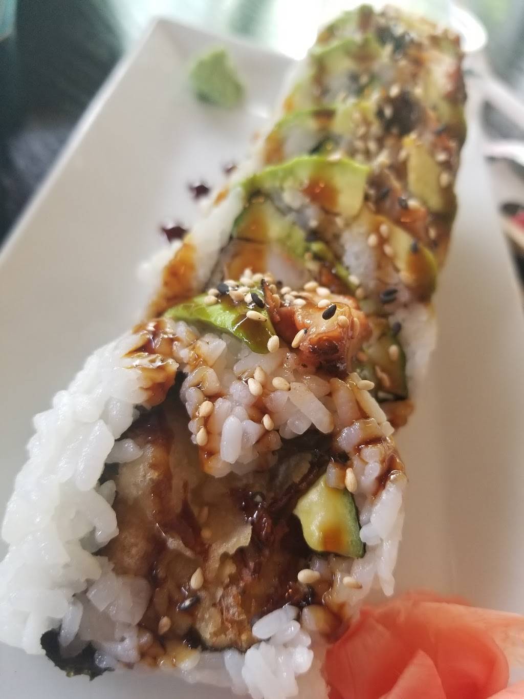 Tais Asian Bistro | restaurant | 1285 W Lane Ave, Columbus, OH 43221, USA | 6144850016 OR +1 614-485-0016