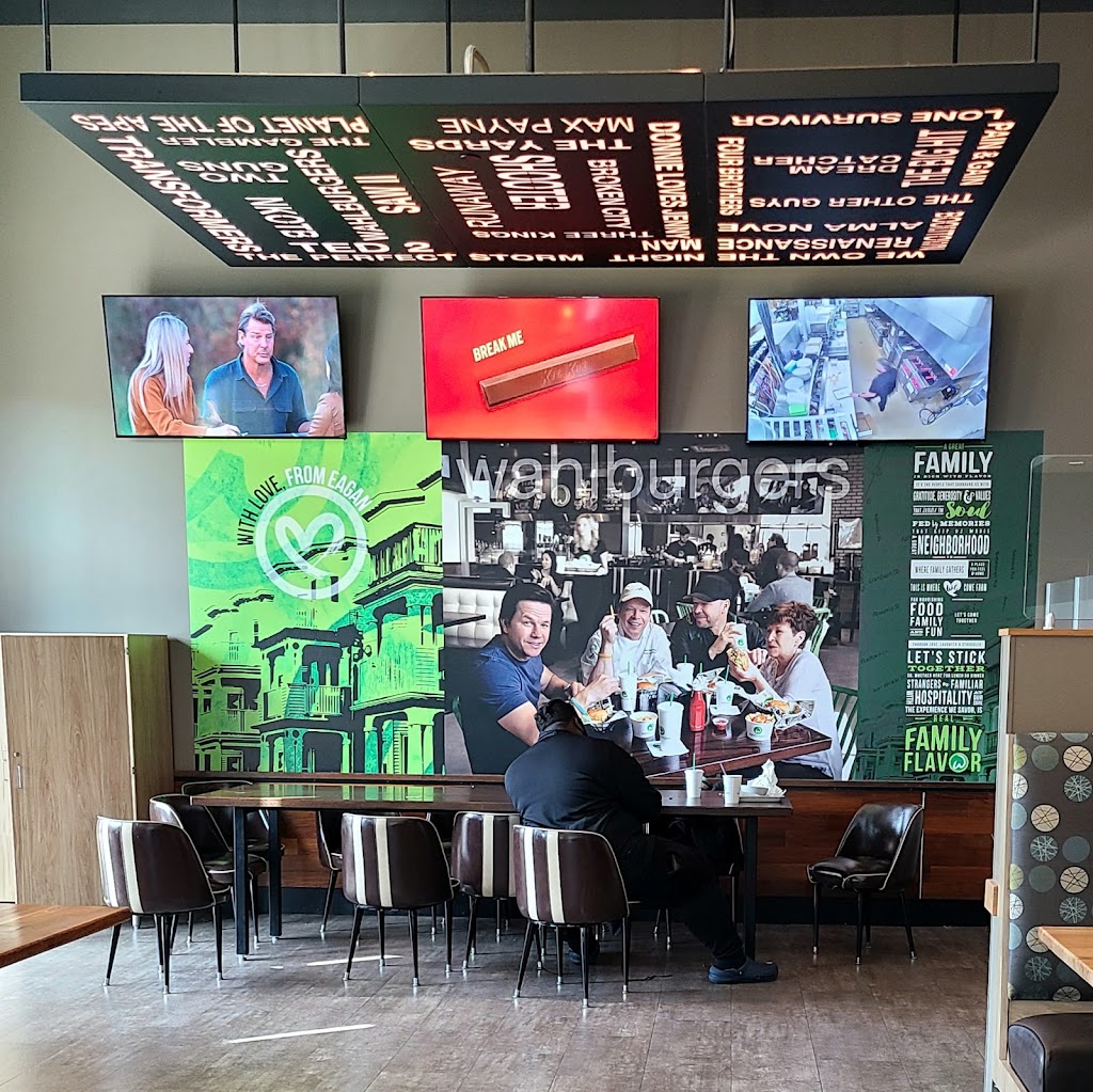 Wahlburgers @ Hy-Vee | restaurant | 1500 Central Park Commons Dr, Eagan, MN 55121, USA | 6514053672 OR +1 651-405-3672