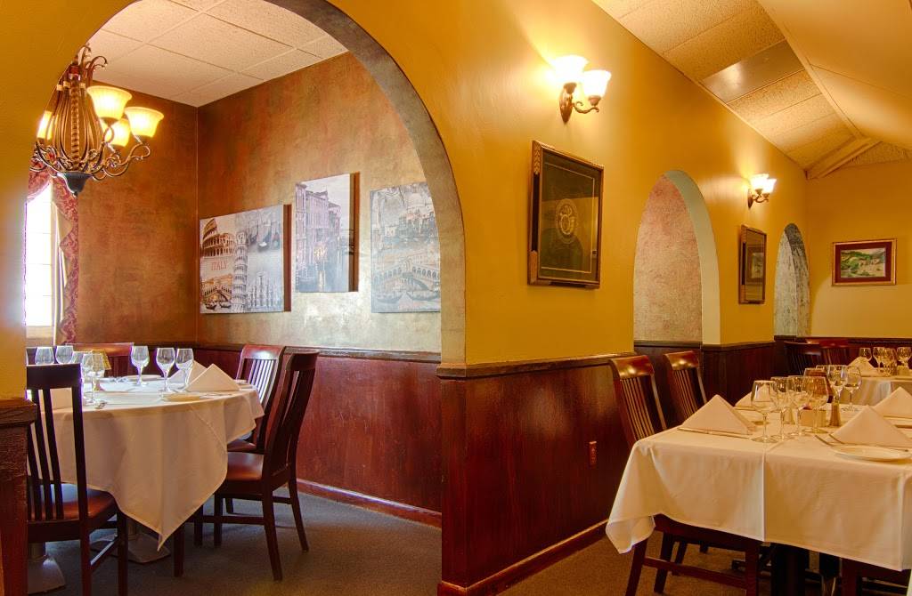 Ariani Ristorante Italiano | restaurant | 1529 SE 15th Terrace, Cape Coral, FL 33990, USA | 2397728000 OR +1 239-772-8000