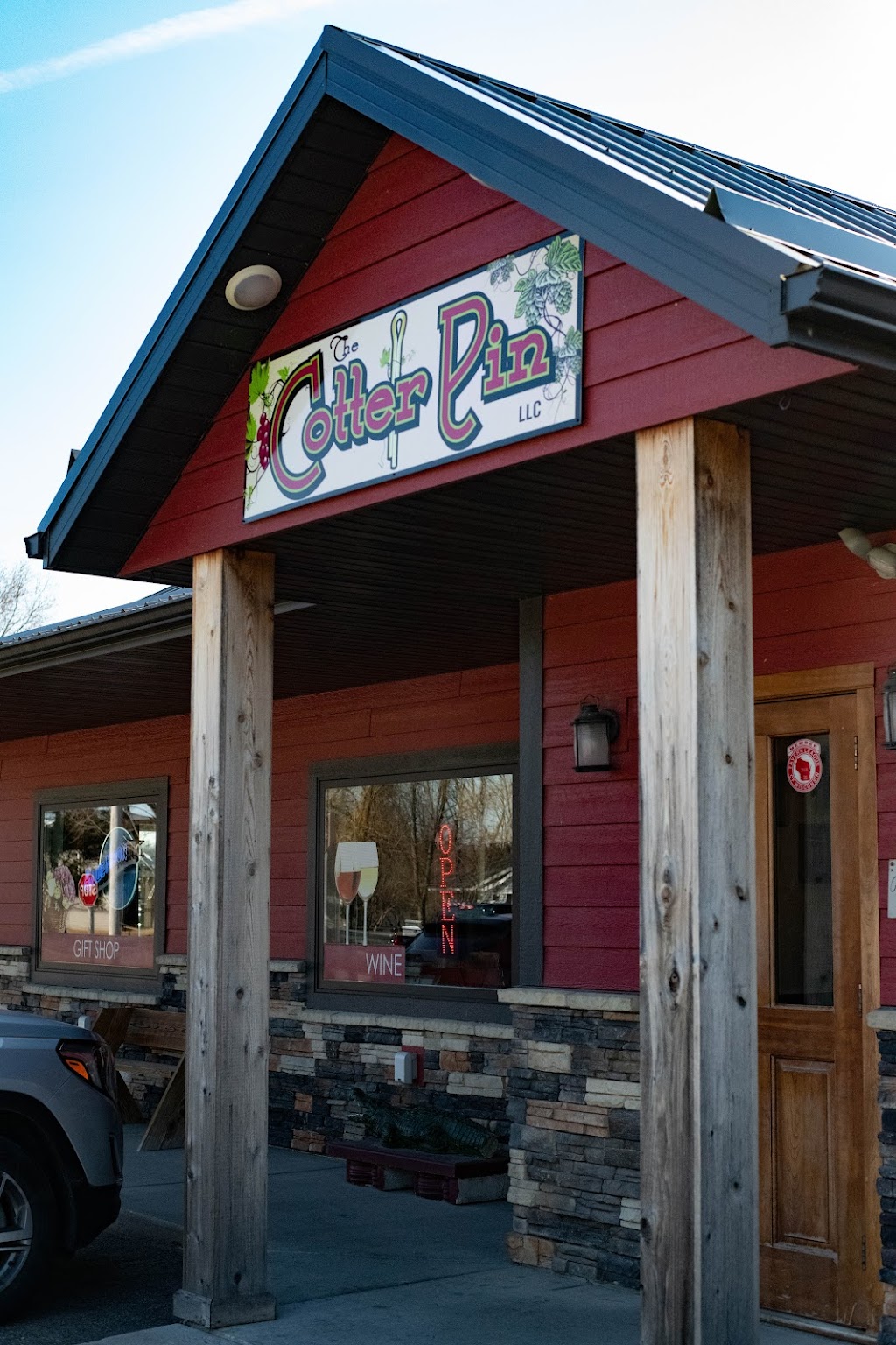 The Cotter Pin | restaurant | 20671 WI-27, Sparta, WI 54656, USA | 6084878118 OR +1 608-487-8118