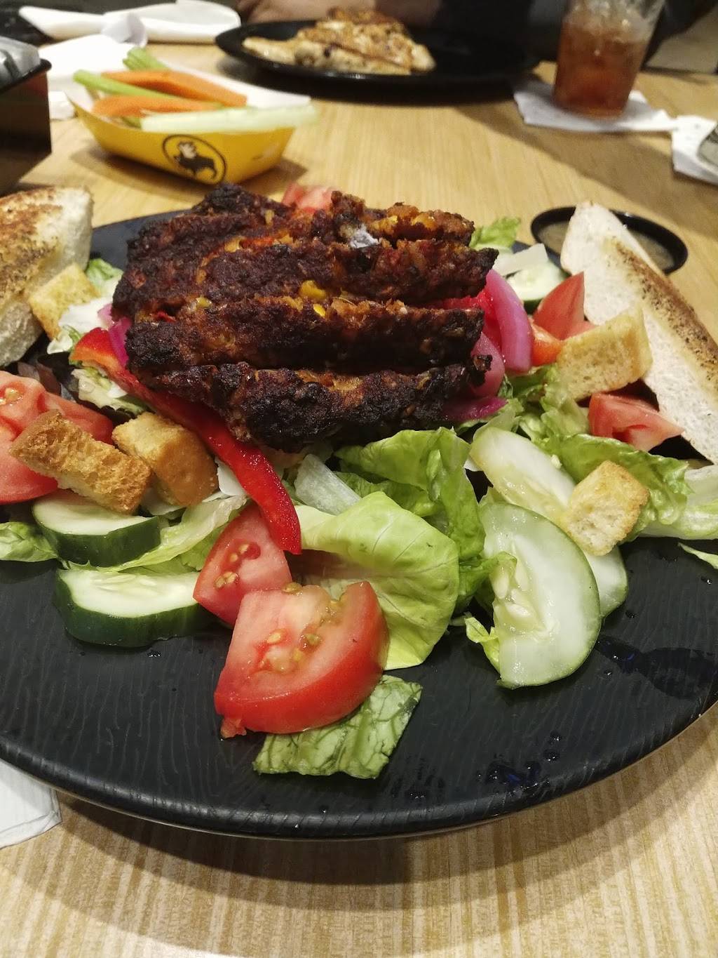 Buffalo Wild Wings | meal takeaway | 44833 Mound Rd, Sterling Heights, MI 48314, USA | 5869972999 OR +1 586-997-2999