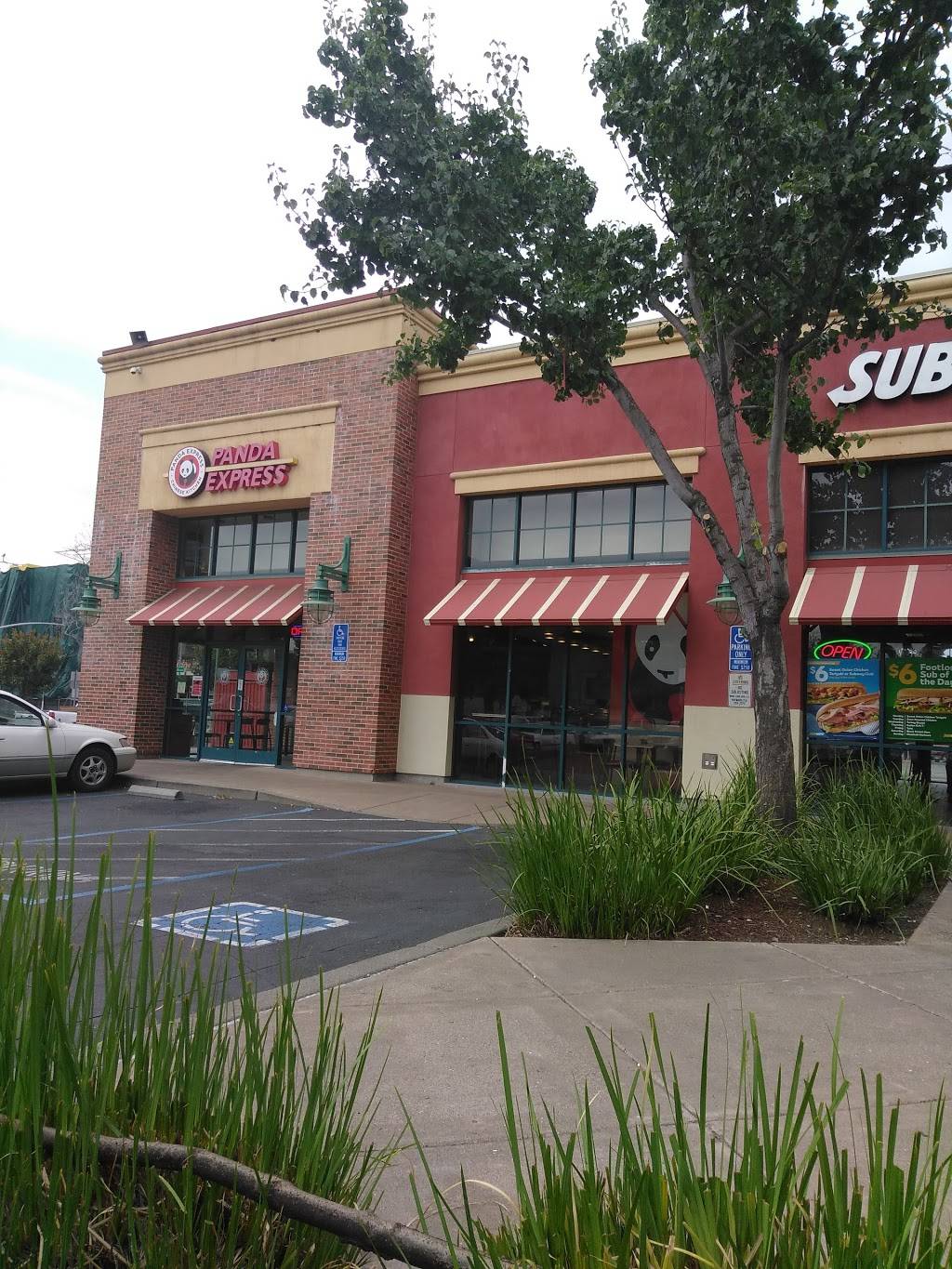 Cold Stone Creamery | bakery | 22503 Mission Blvd, Hayward, CA 94541, USA | 5107271203 OR +1 510-727-1203