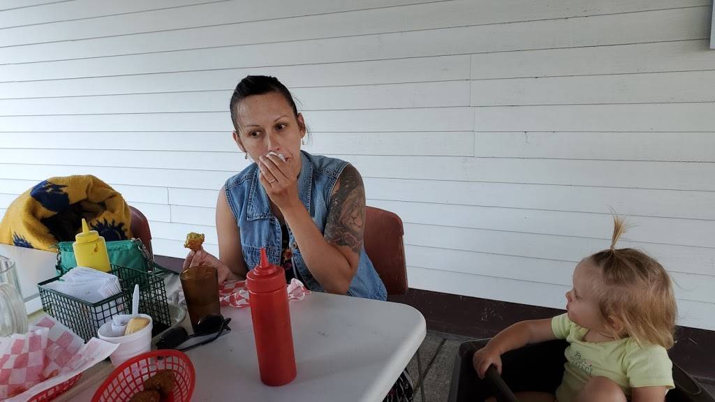 Dairy Treat | restaurant | 12616 MN-27, Little Falls, MN 56345, USA | 3206329640 OR +1 320-632-9640