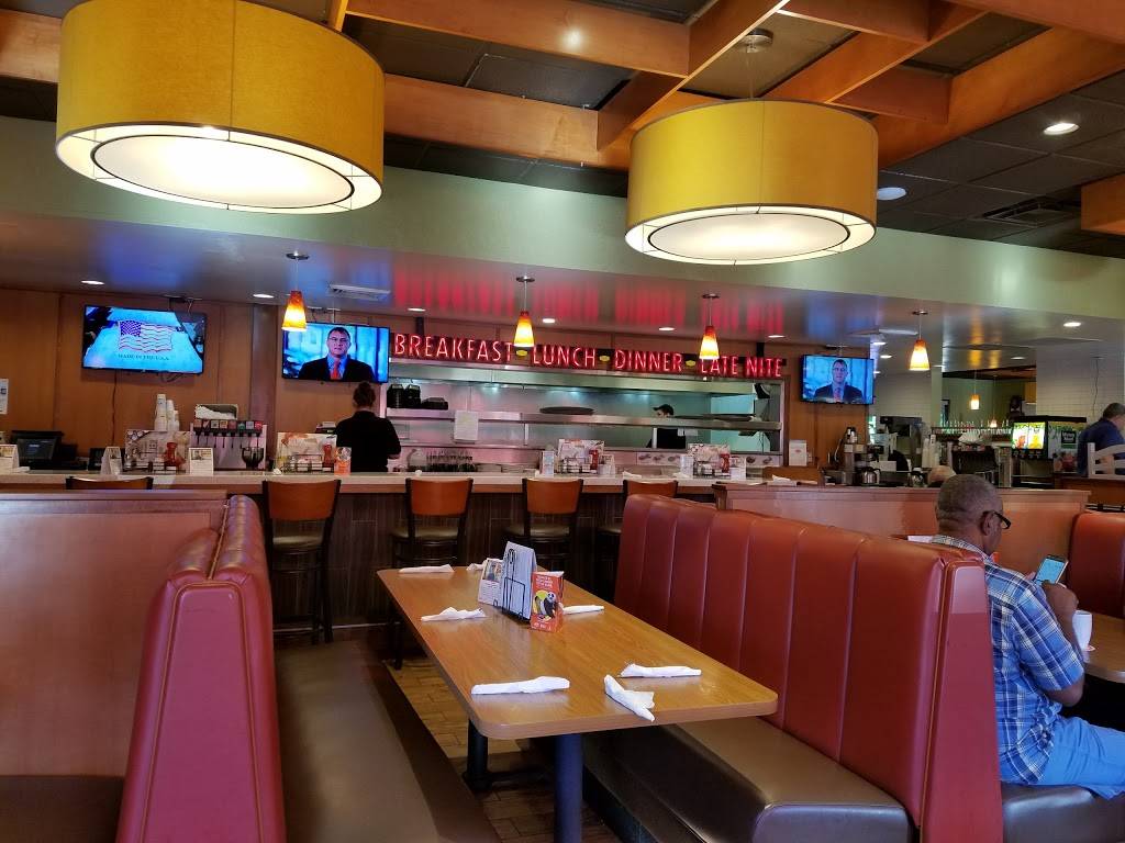 Dennys | restaurant | 110 N Williamson Blvd, Ormond Beach, FL 32174, USA | 3866775558 OR +1 386-677-5558