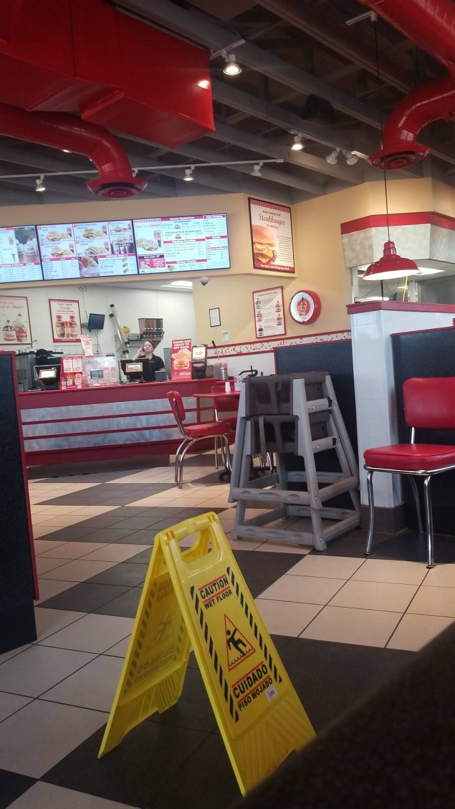 Freddys Frozen Custard & Steakburgers | restaurant | 1051 Westside Dr, Durant, OK 74701, USA | 5809169062 OR +1 580-916-9062