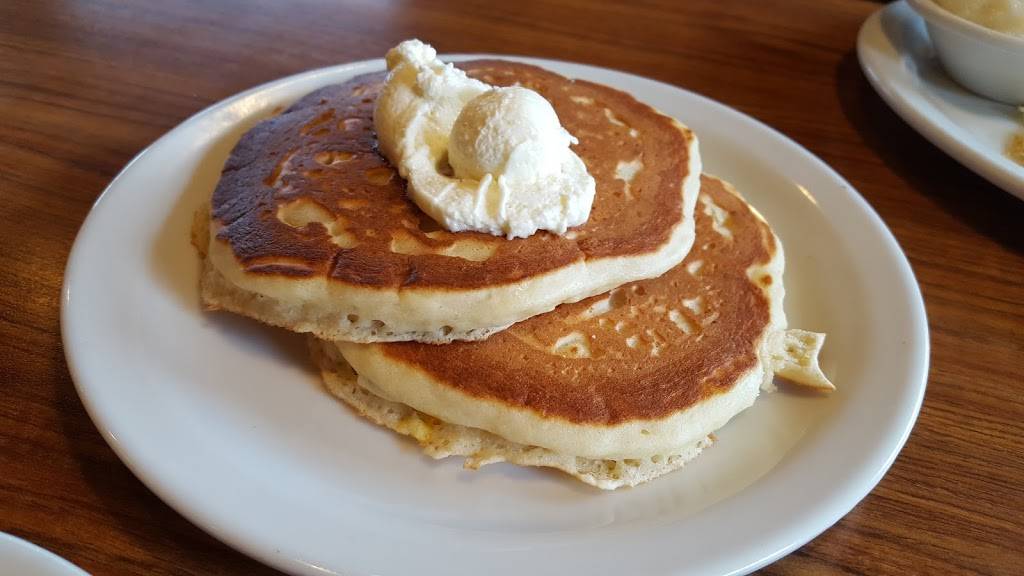 Dennys | restaurant | 1410 Seawall Blvd, Galveston, TX 77550, USA | 4097635954 OR +1 409-763-5954