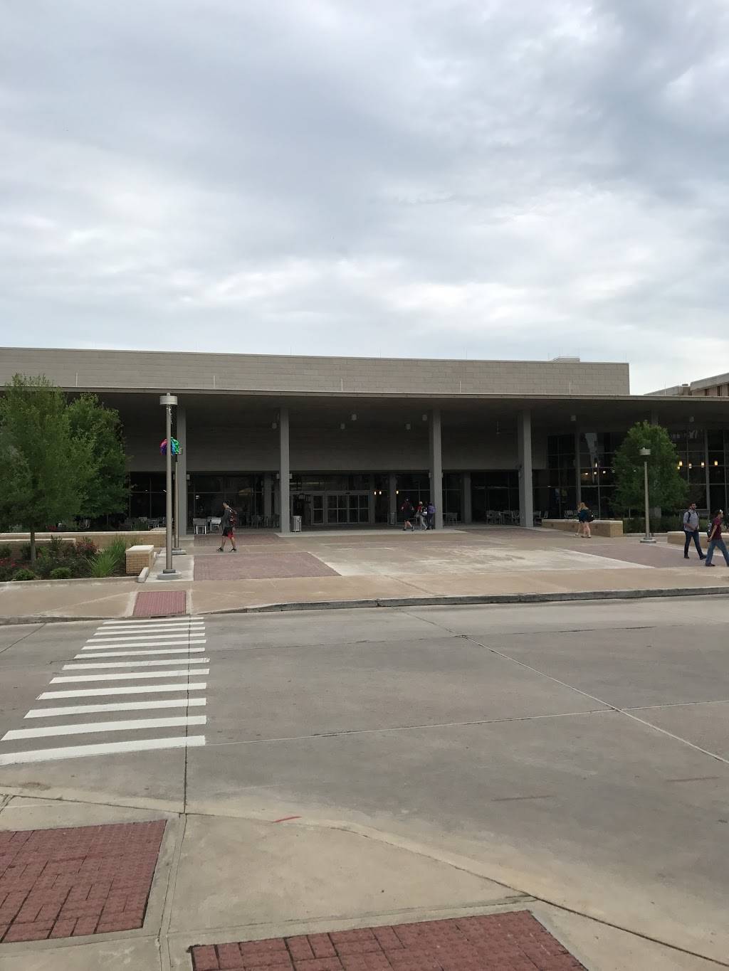 Commons Dining Hall | restaurant | 676 Lubbock St, College Station, TX 77843, USA | 9798453211 OR +1 979-845-3211