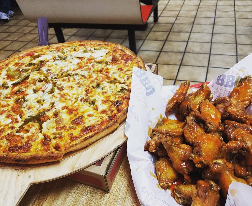 Francos Pizza & Italian Deli | restaurant | 411 Trenton Rd, Utica, NY 13502, USA | 3157246232 OR +1 315-724-6232