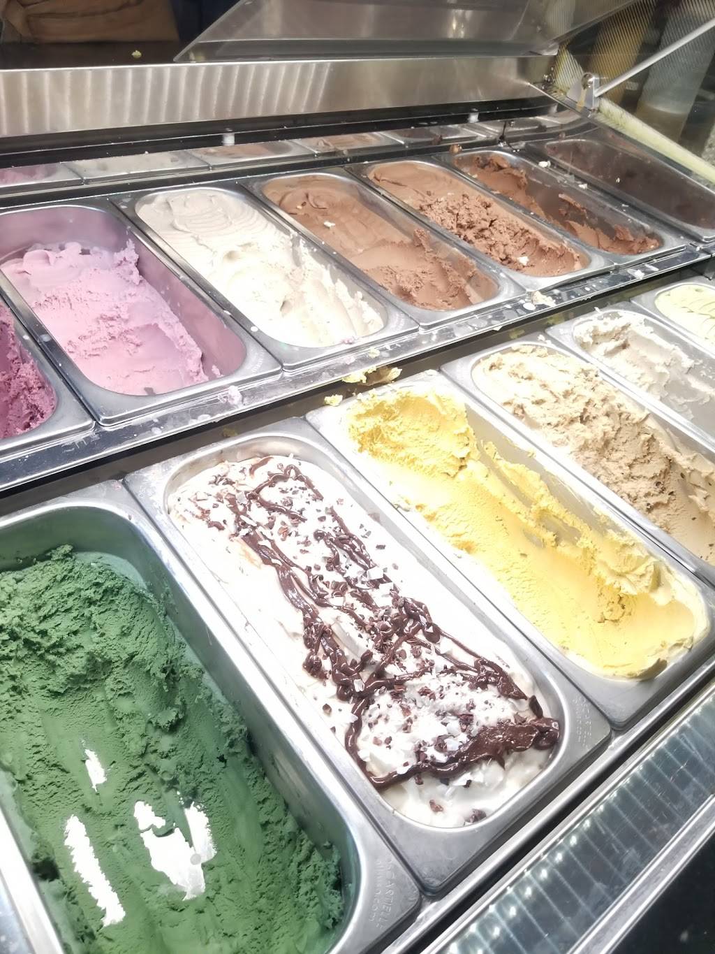 KindKreme Echo Park | restaurant | 1700 Sunset Blvd, Los Angeles, CA 90026, USA | 2139891718 OR +1 213-989-1718