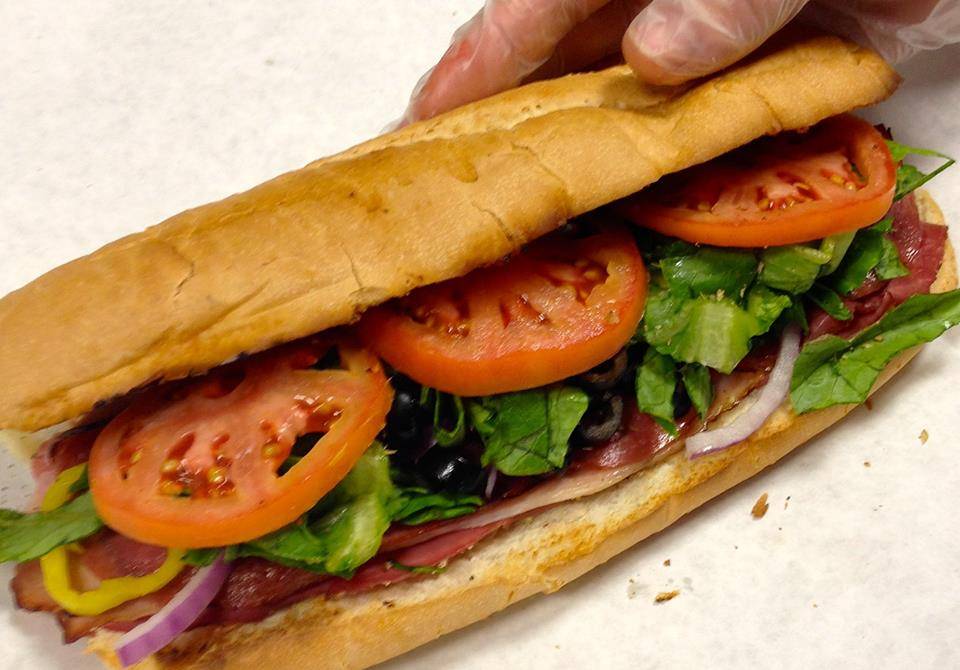 McKennas Market Cambridge | restaurant | 705 Wheeling Ave, Cambridge, OH 43725, USA | 7404320123 OR +1 740-432-0123