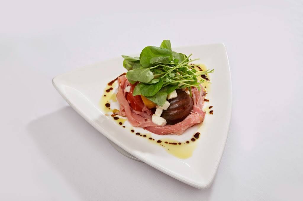 Le Chateau Garden Bistro | restaurant | 325 Bristol St, Costa Mesa, CA 92626, USA | 7145490300406 OR +1 714-549-0300 ext. 406