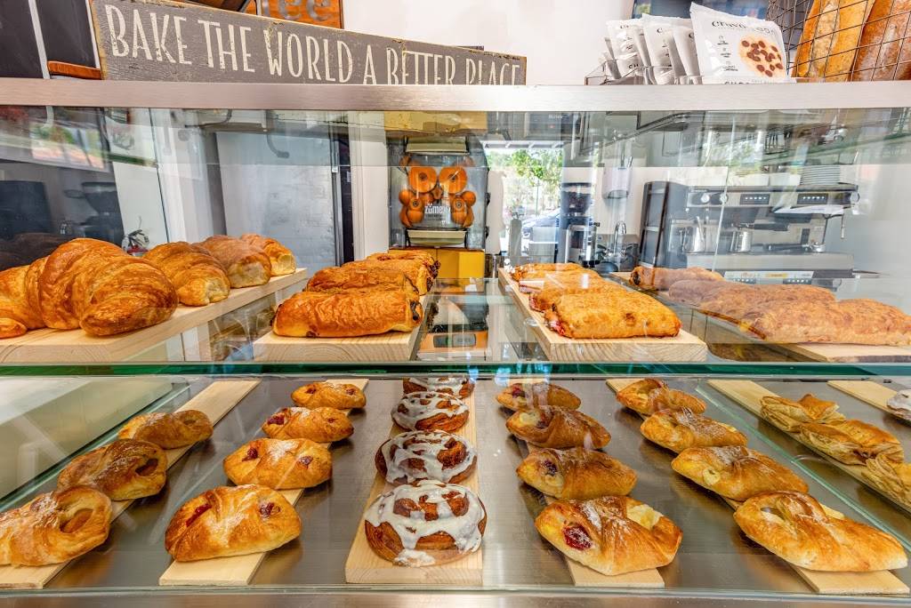 Coffee Talk | bakery | 7370 SW 57th Ave, Miami, FL 33143, USA | 3057638567 OR +1 305-763-8567