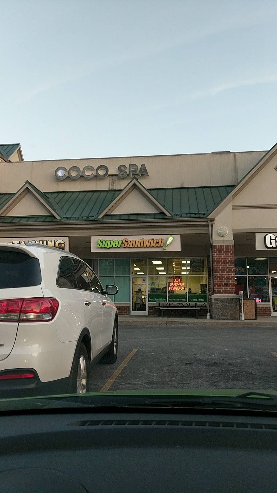 Super Sandwich | meal takeaway | 702 Bridgeport Ave, Shelton, CT 06484, USA | 2039440922 OR +1 203-944-0922