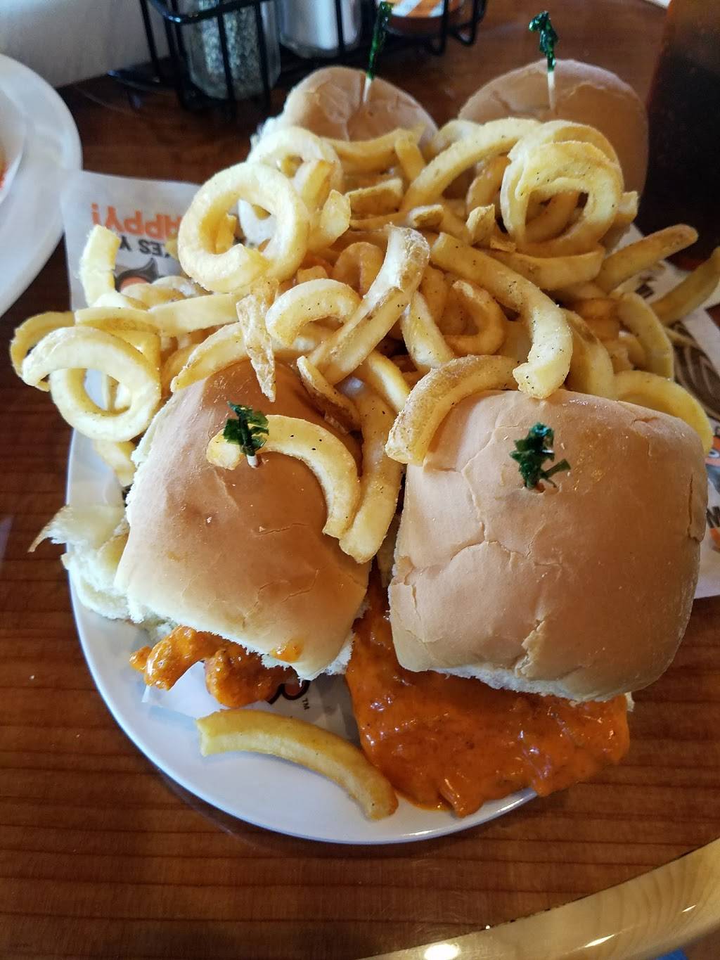 Hooters Dedham | restaurant | 850 Providence Hwy, Dedham, MA 02026, USA | 7813266600 OR +1 781-326-6600