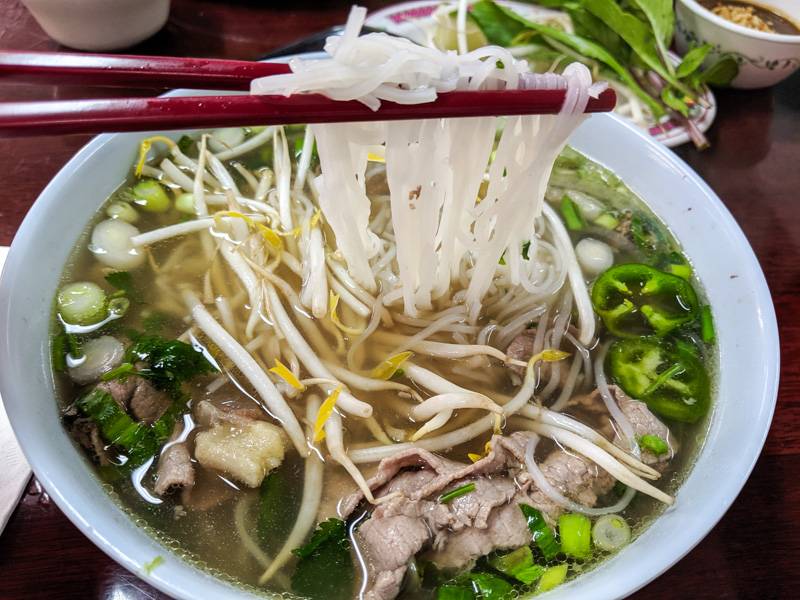 Pho 888 | restaurant | 1521 2nd Ave, Des Moines, IA 50314, USA | 5152881595 OR +1 515-288-1595