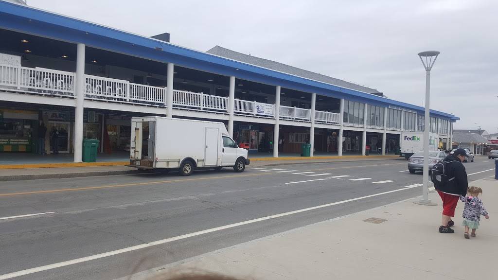 Jamaica Mi Hungry | restaurant | 169-181 Ocean Blvd, Hampton, NH 03842, USA | 6172598017 OR +1 617-259-8017