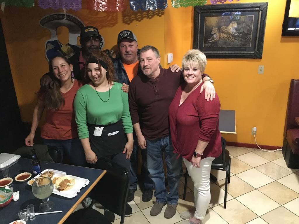 Charritos Plaza | restaurant | 202 E 10th St, Eudora, KS 66025, USA | 7856155095 OR +1 785-615-5095