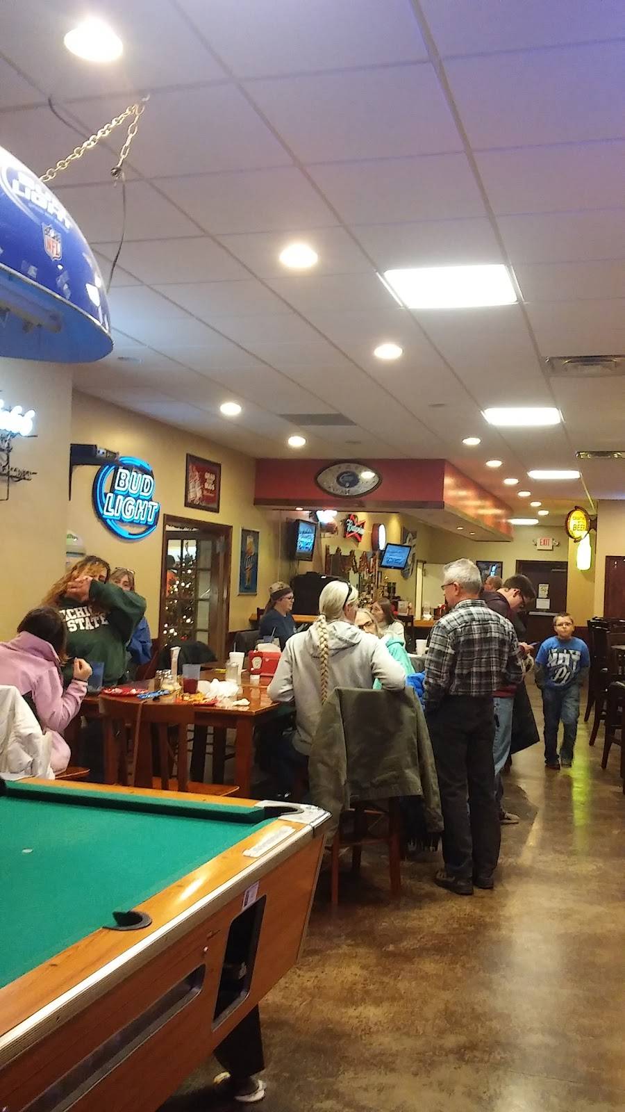 Clubhouse Pizza Continental | restaurant | 219 N Main St, Continental, OH 45831, USA | 4195964700 OR +1 419-596-4700