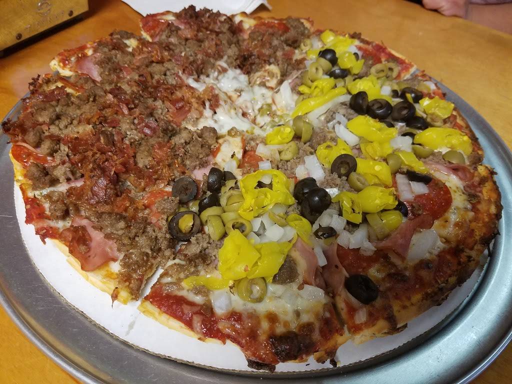 Davids Pizza & Restaurant | restaurant | 329 N Cumberland St, Lebanon, TN 37087, USA | 6154448232 OR +1 615-444-8232