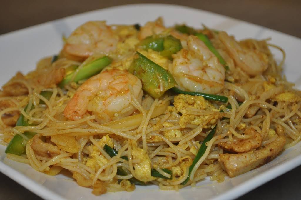 Pine Garden | restaurant | 1725 W Sunshine St, Springfield, MO 65807, USA | 4178638817 OR +1 417-863-8817