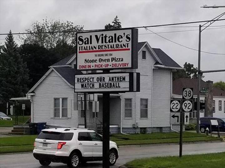 Sal Vitales Italian Restaurant and Pizzeria | meal takeaway | 1010 Park Ave, Muscatine, IA 52761, USA | 5632648259 OR +1 563-264-8259