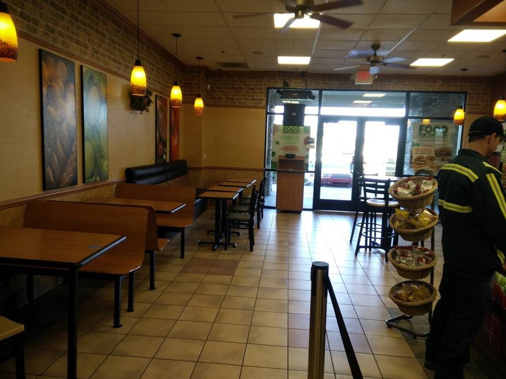 Subway Restaurants | restaurant | 15328 Harlan Rd, Lathrop, CA 95330, USA | 2096654346 OR +1 209-665-4346