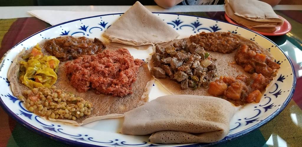Asters Ethiopian Restaurant | restaurant | 2804 N Interstate Hwy 35, Austin, TX 78705, USA | 5124695966 OR +1 512-469-5966