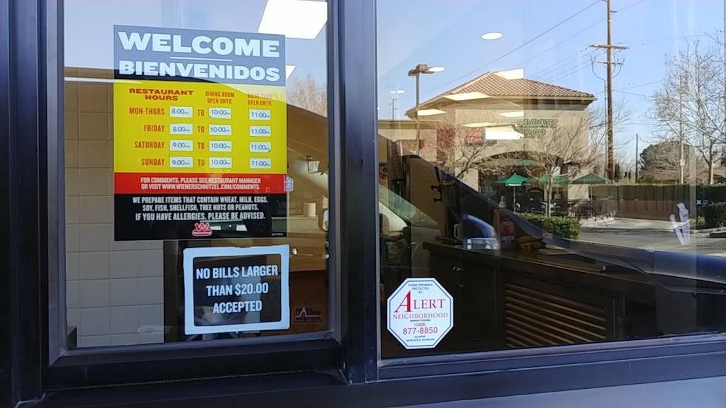 Wienerschnitzel | restaurant | 825 E Ave K, Lancaster, CA 93535, USA | 6619424230 OR +1 661-942-4230