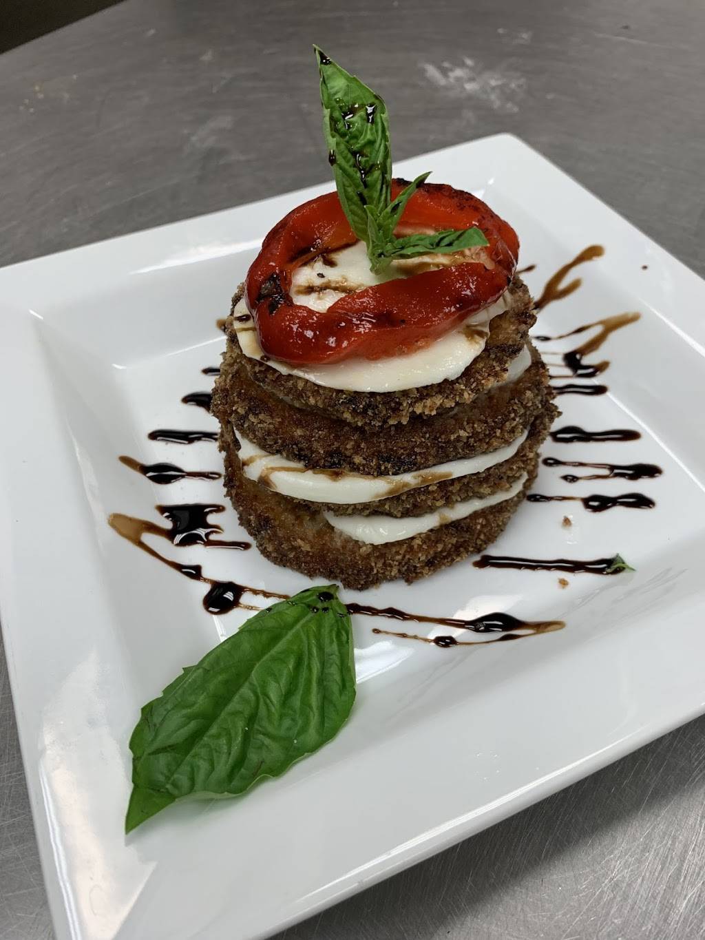 Cristos Pizza | restaurant | 1302 E Millbrook Rd, Raleigh, NC 27609, USA | 9198726797 OR +1 919-872-6797