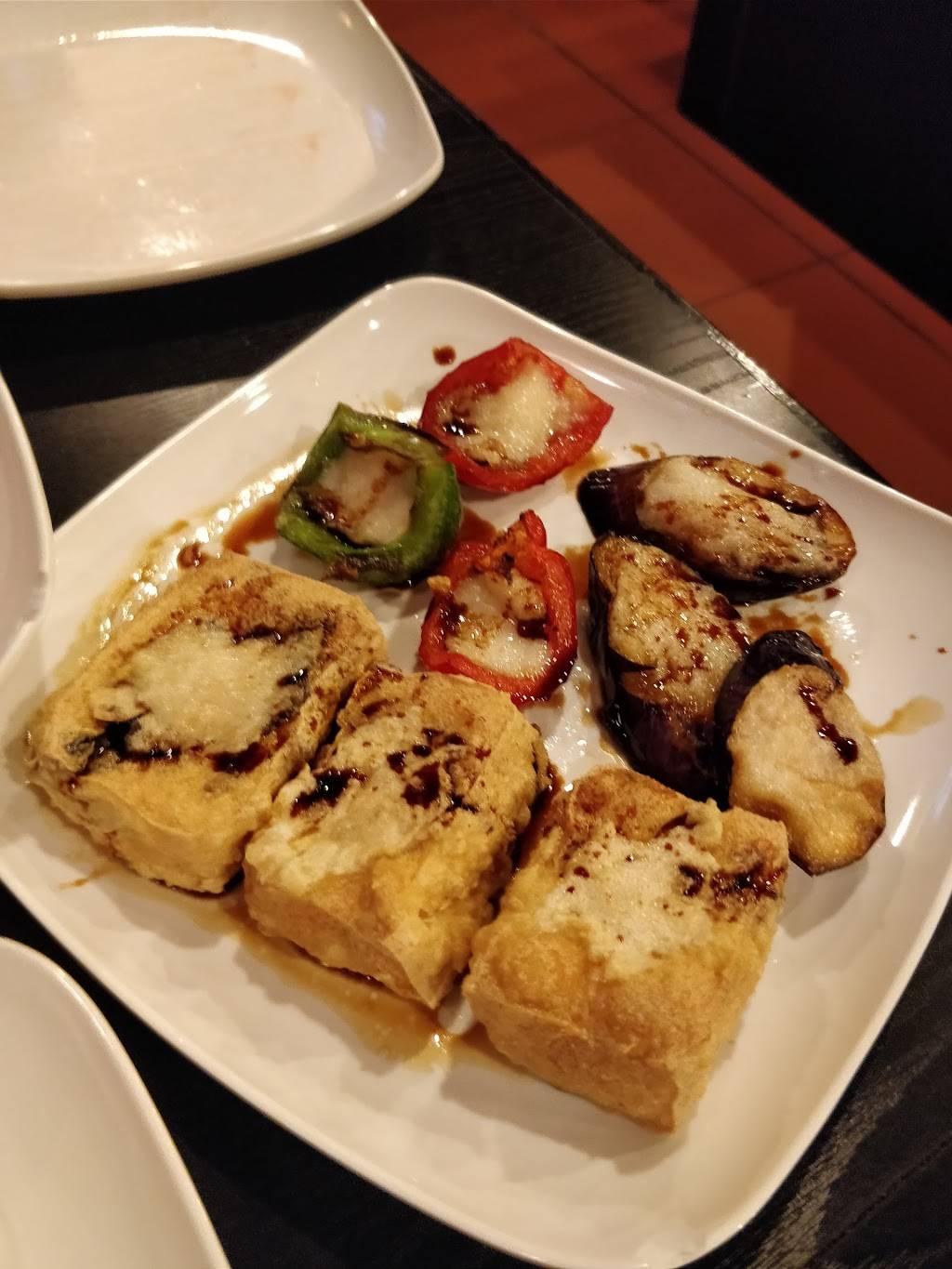 Kim Tao Hot Pot | restaurant | 10 East Wilmot St #10-13, Richmond Hill, ON L4G 1G9, Canada | 9058828877 OR +1 905-882-8877