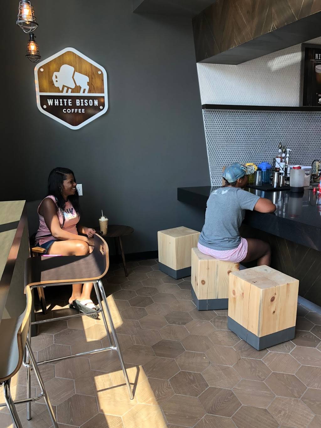 White Bison Coffee | cafe | 2112 Charlotte Ave, Nashville, TN 37203, USA | 6153270233 OR +1 615-327-0233