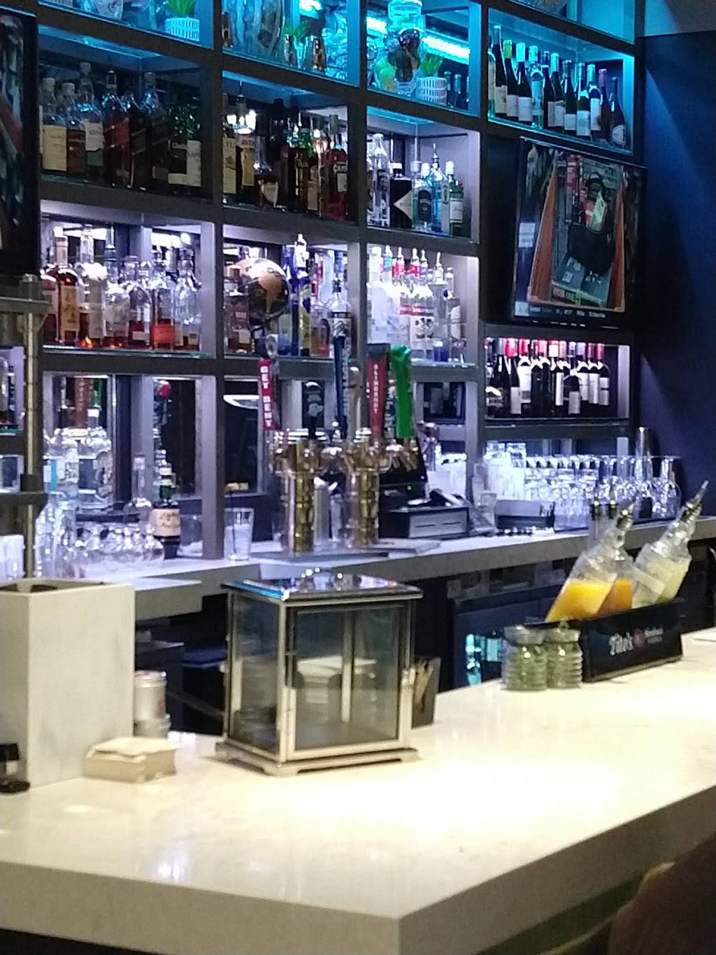 Fifth Avenue Syndicate | restaurant | 1630 5th Ave, Moline, IL 61265, USA | 3096400070 OR +1 309-640-0070