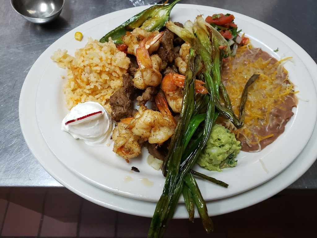 El Michoacano Mexican Restaurant | restaurant | 1272 N Eastern Ave, Moore, OK 73160, USA | 4057409461 OR +1 405-740-9461