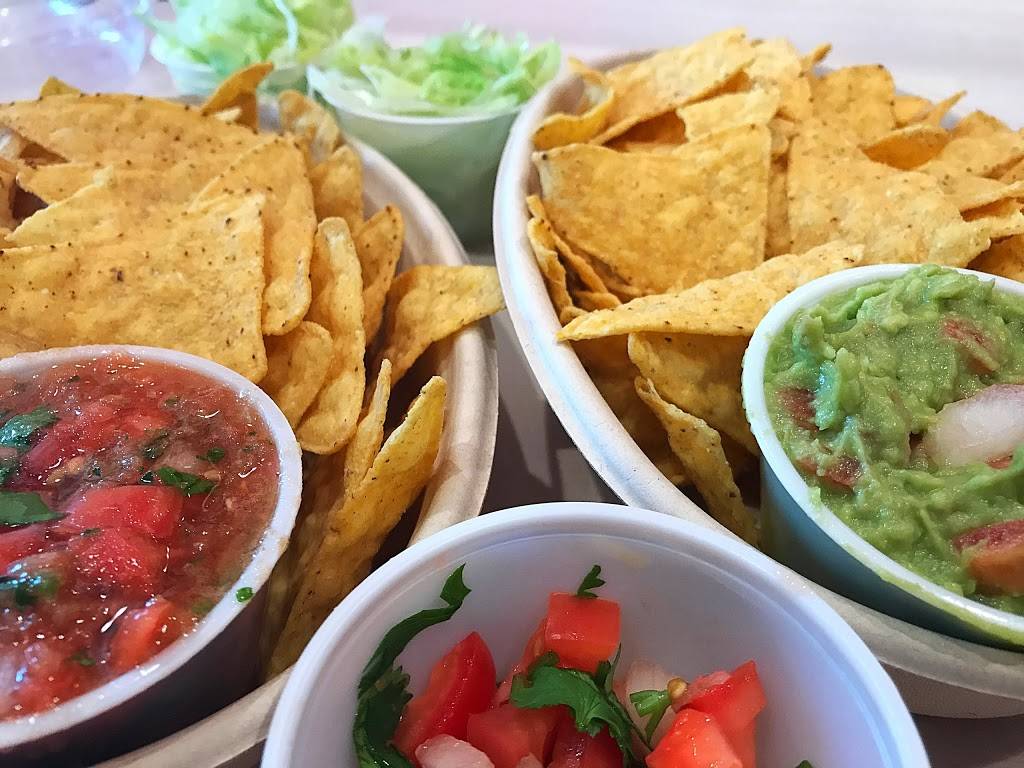 Boca Grande Taqueria | restaurant | 3 Harvard St, Brookline, MA 02445, USA | 6172778900 OR +1 617-277-8900