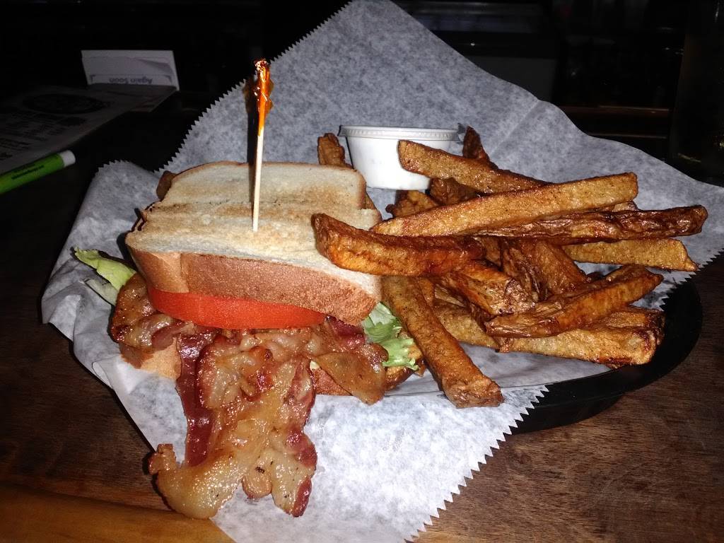 The O Bar | night club | 304 Del Prado Blvd S, Cape Coral, FL 33990, USA | 2396739003 OR +1 239-673-9003