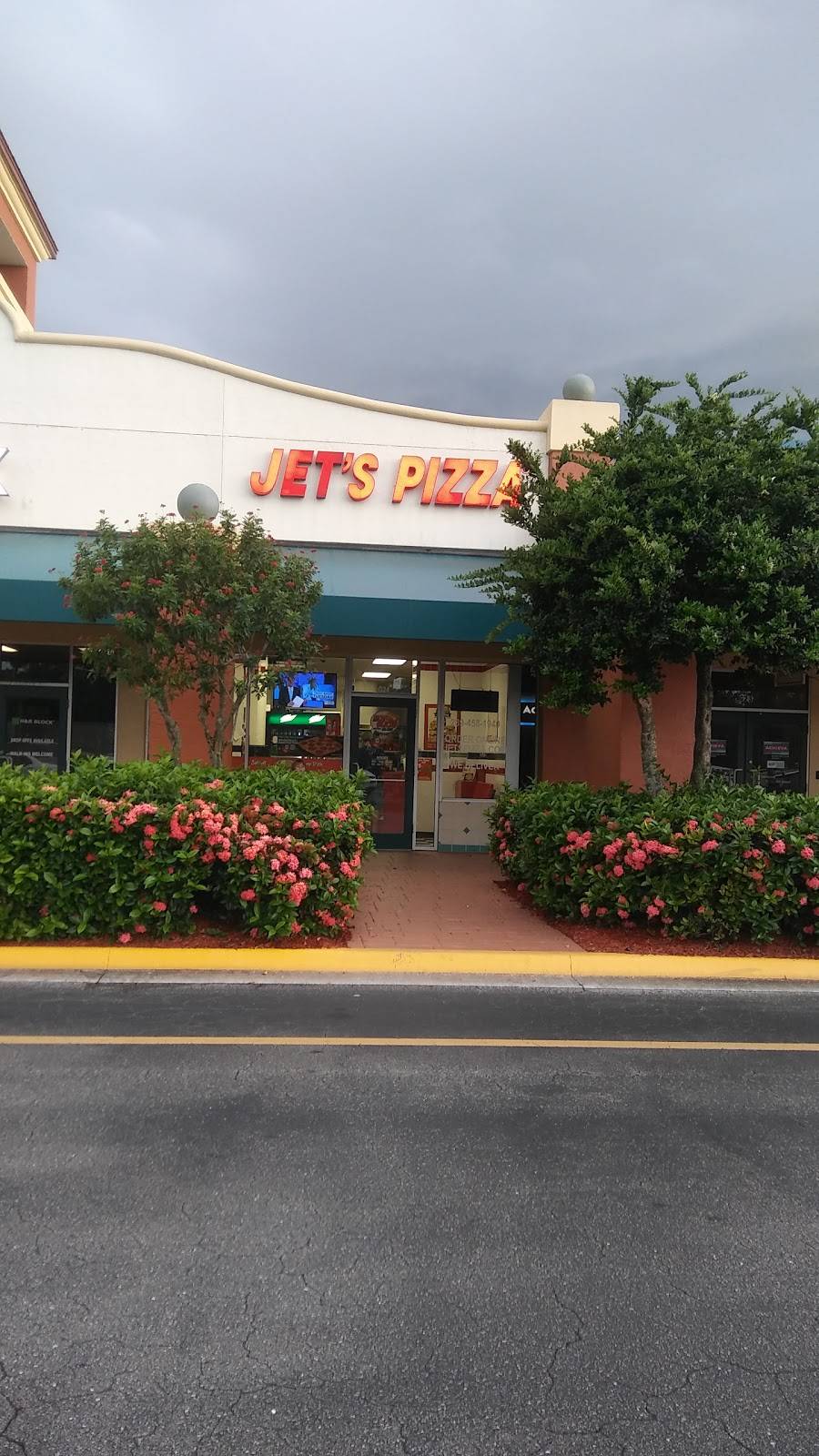 Jets Pizza FL021 | meal delivery | 80 Hancock Bridge Pkwy, Cape Coral, FL 33991, USA | 2394581940 OR +1 239-458-1940