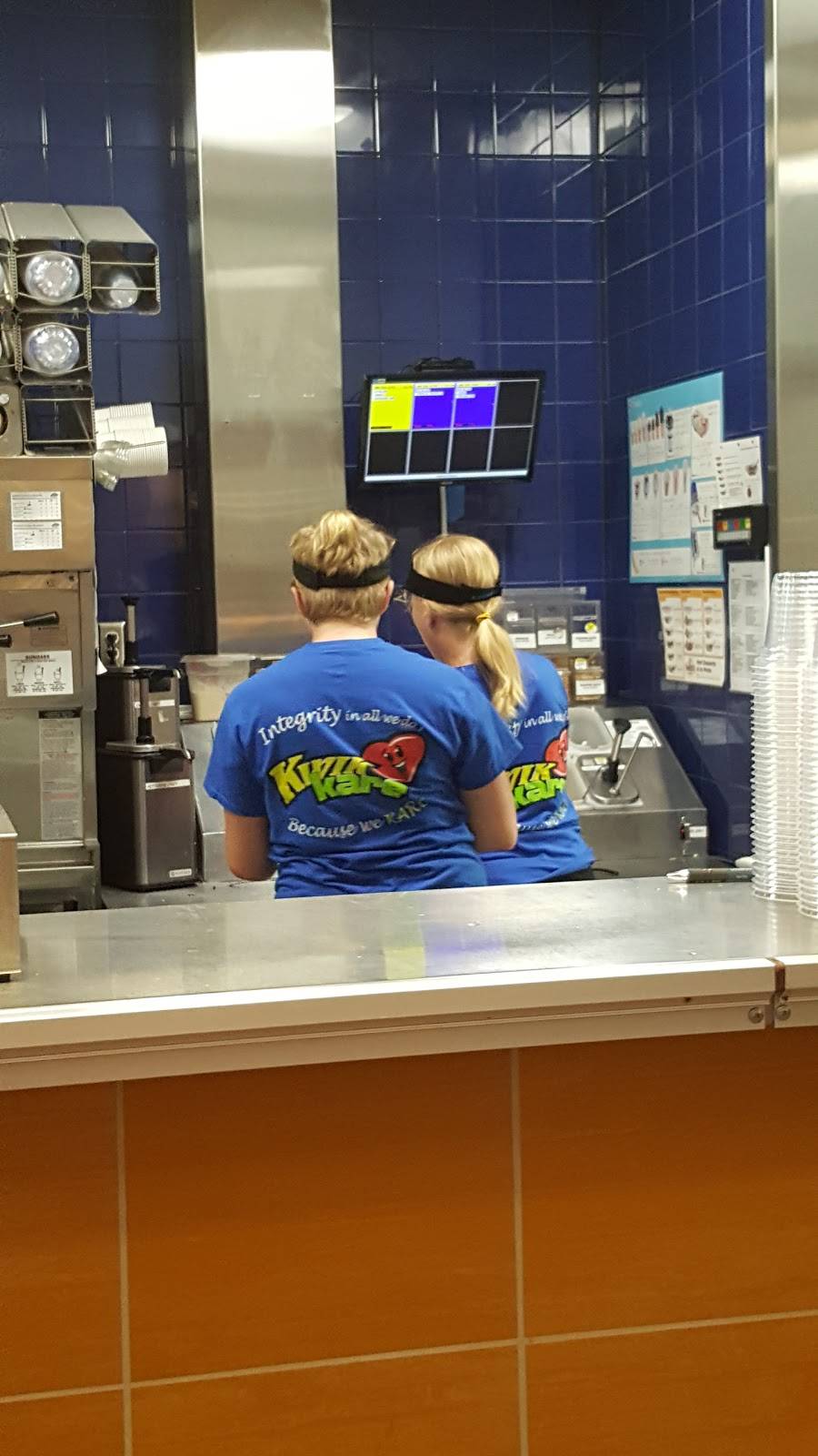 Dairy Queen Grill & Chill | restaurant | 185 Peosta St, Peosta, IA 52068, USA | 5635834646 OR +1 563-583-4646