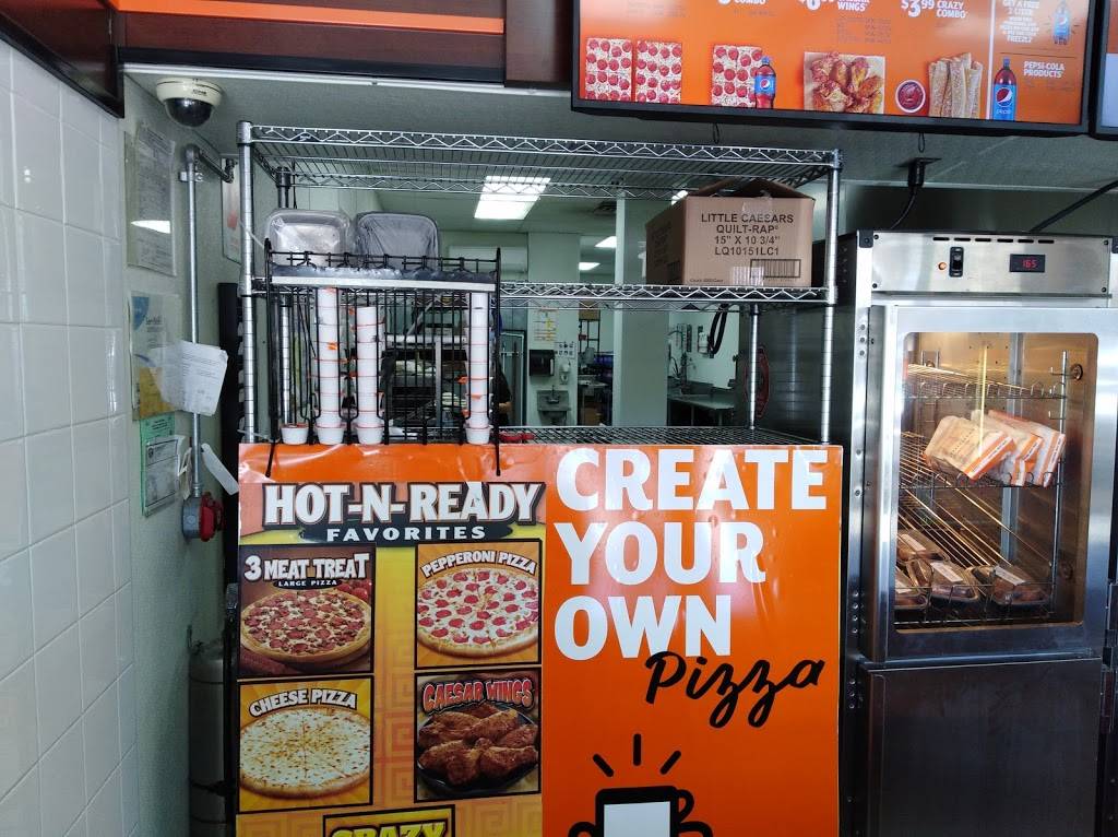 Little Caesars Pizza | meal takeaway | 197 Woodland Pkwy, San Marcos, CA 92069, USA | 7607527900 OR +1 760-752-7900