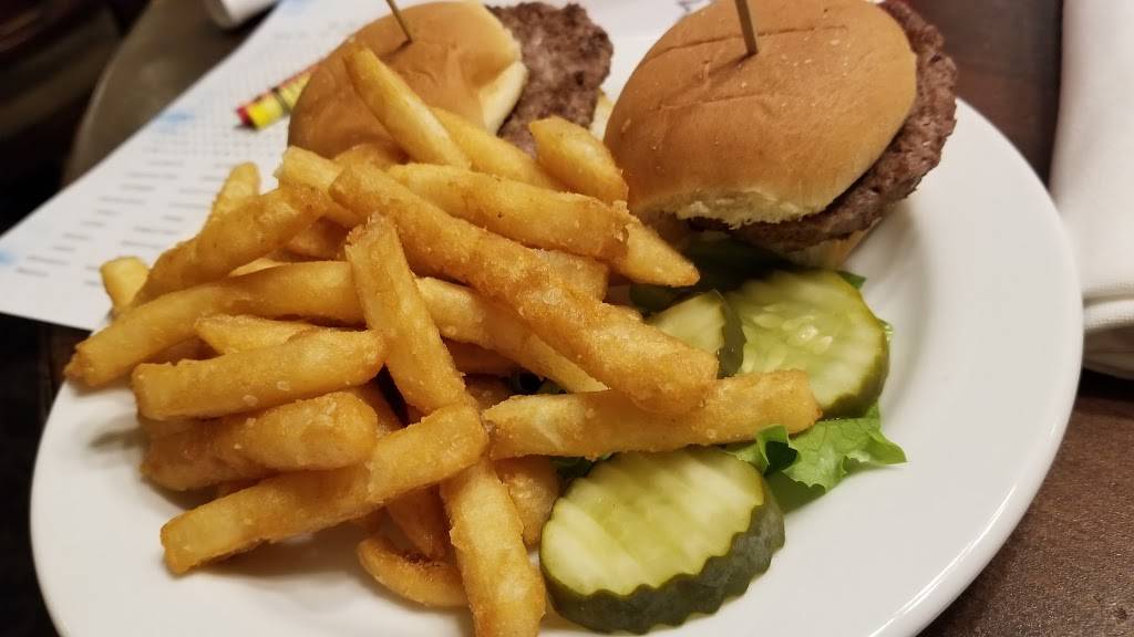 Lansdowne Arms | restaurant | 9352 Dorchester St, Highlands Ranch, CO 80129, USA | 3033469136 OR +1 303-346-9136