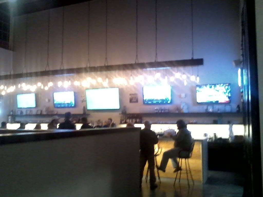 The White Horse Restaurant | restaurant | 300 Technology Center Way Suite #203, Rock Hill, SC 29730, USA | 8033282172 OR +1 803-328-2172